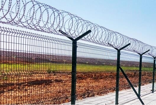 Système de clôture galvanisé à fil de rasoir Concertina pour les zones de haute sécurité